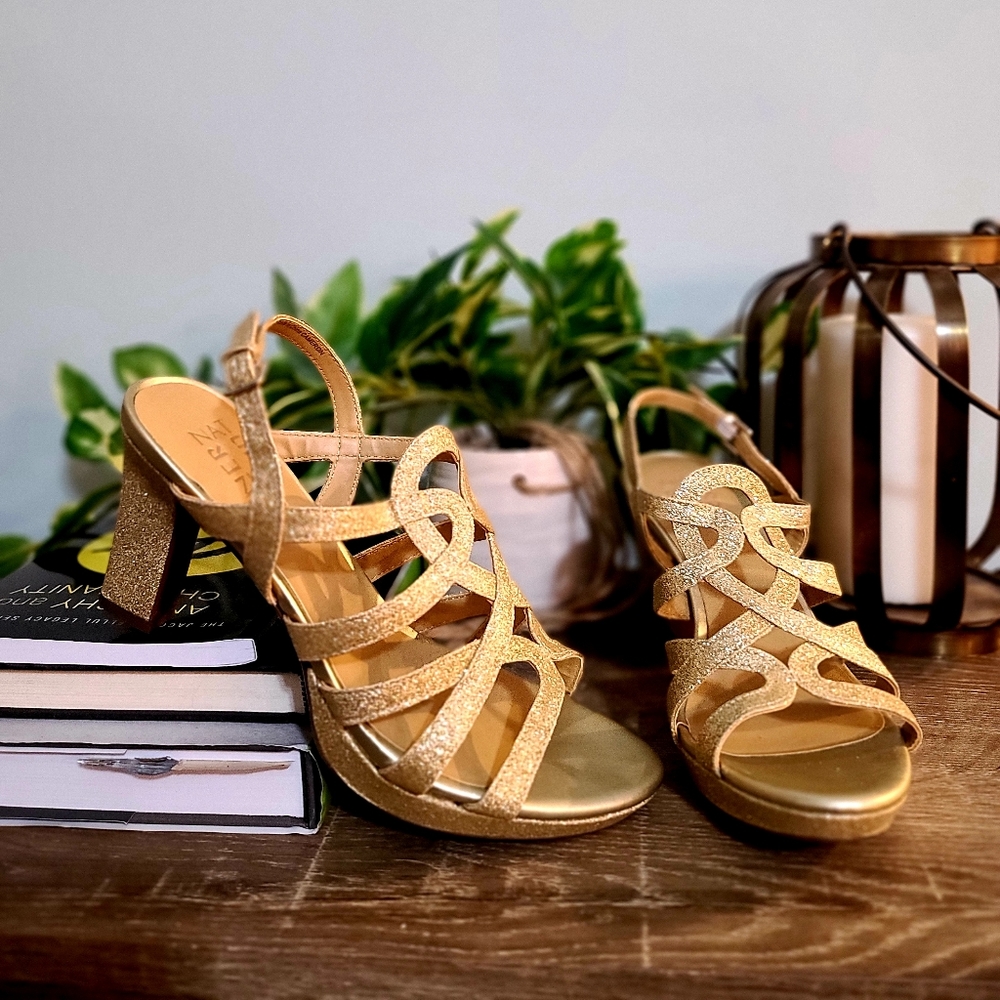 NWOT Naturalizer Gold Glitter Cameron Heels | 7.5
